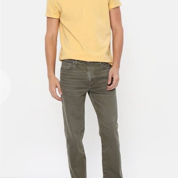 American Eagle Outfitters Other - American Eagle corduroy Men's Jeans